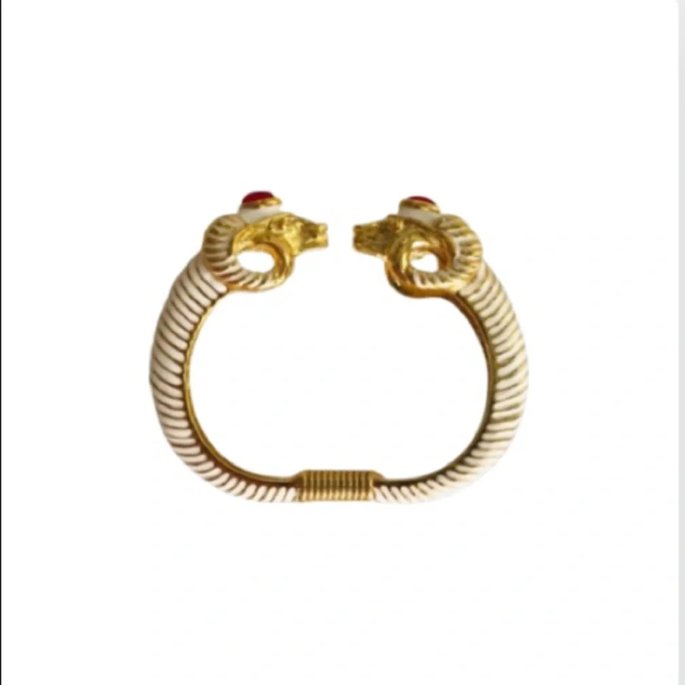 ‼️💥PRICE DROP ☄️ Kenneth Jay Lane enameled Ram Head spring-style Bangle Bracelet - Picture 1 of 8
